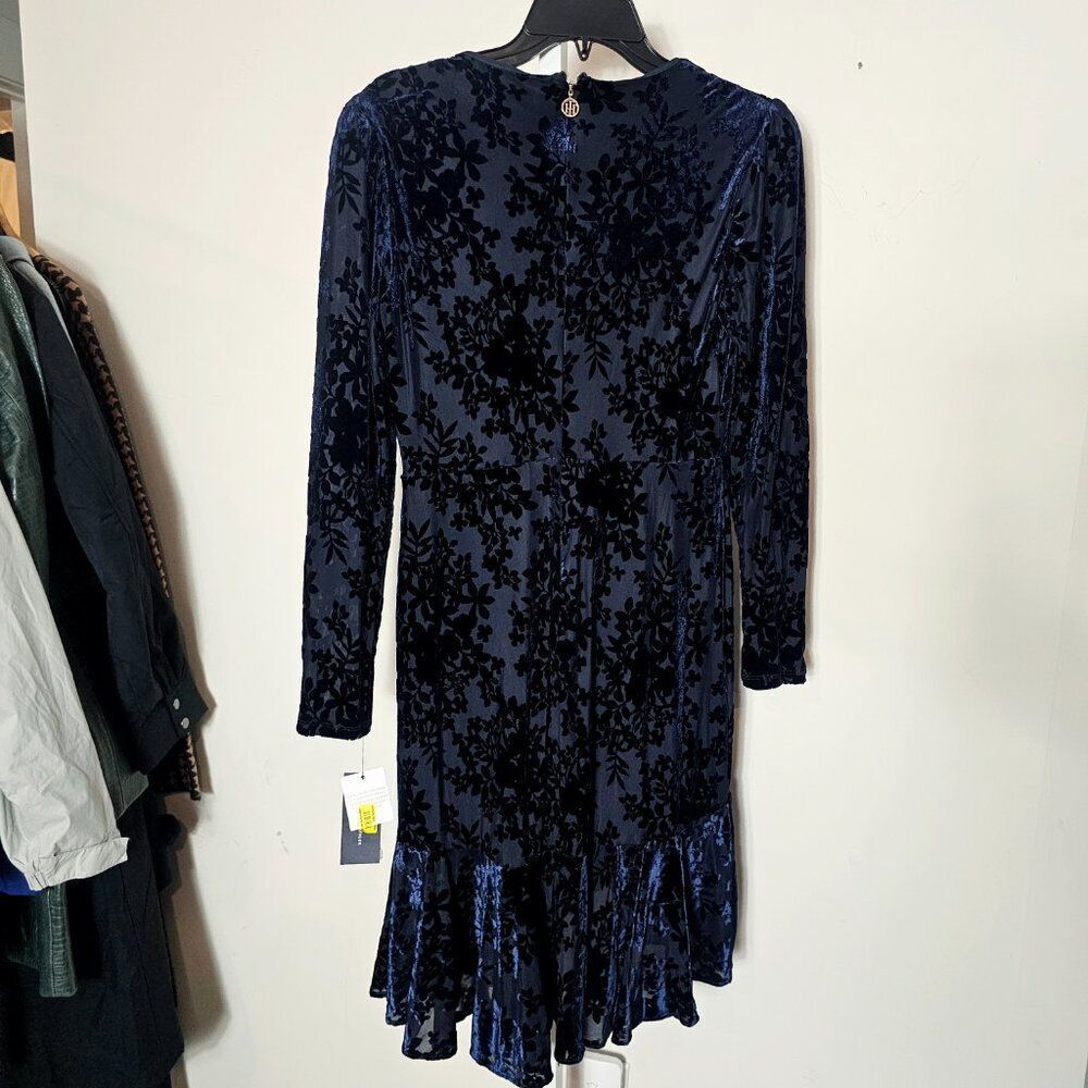 NWT Tommy Hilfiger Navy Blue Textured Velvet Semi-burnout Faux Wrap Dress Size 6 - Picture 5 of 5
